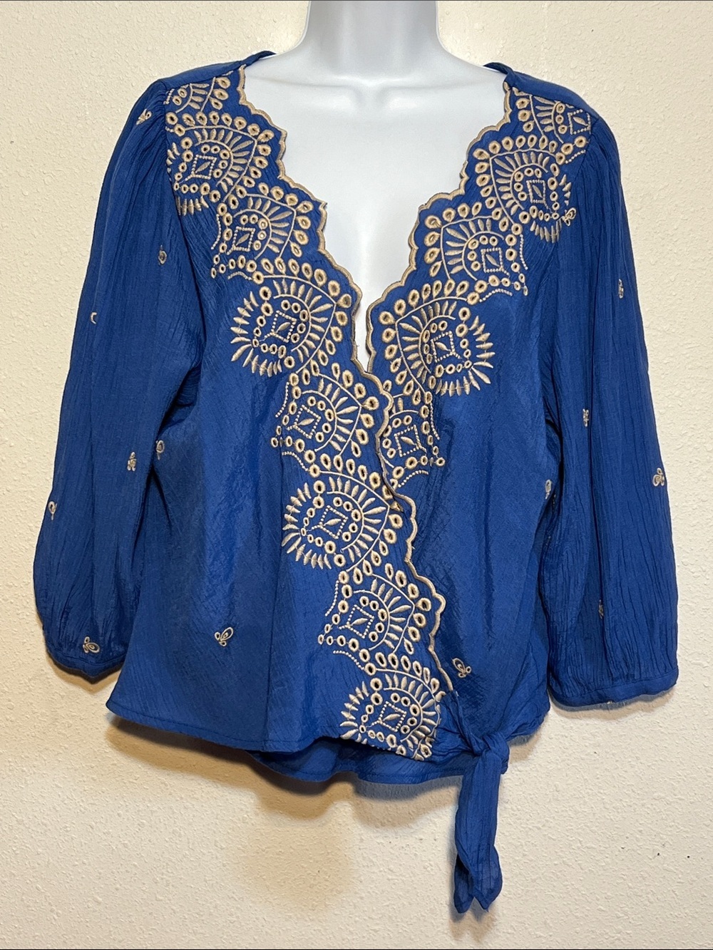 fig and flower Blue Tunic with Cream Embroidery and Tie Hem